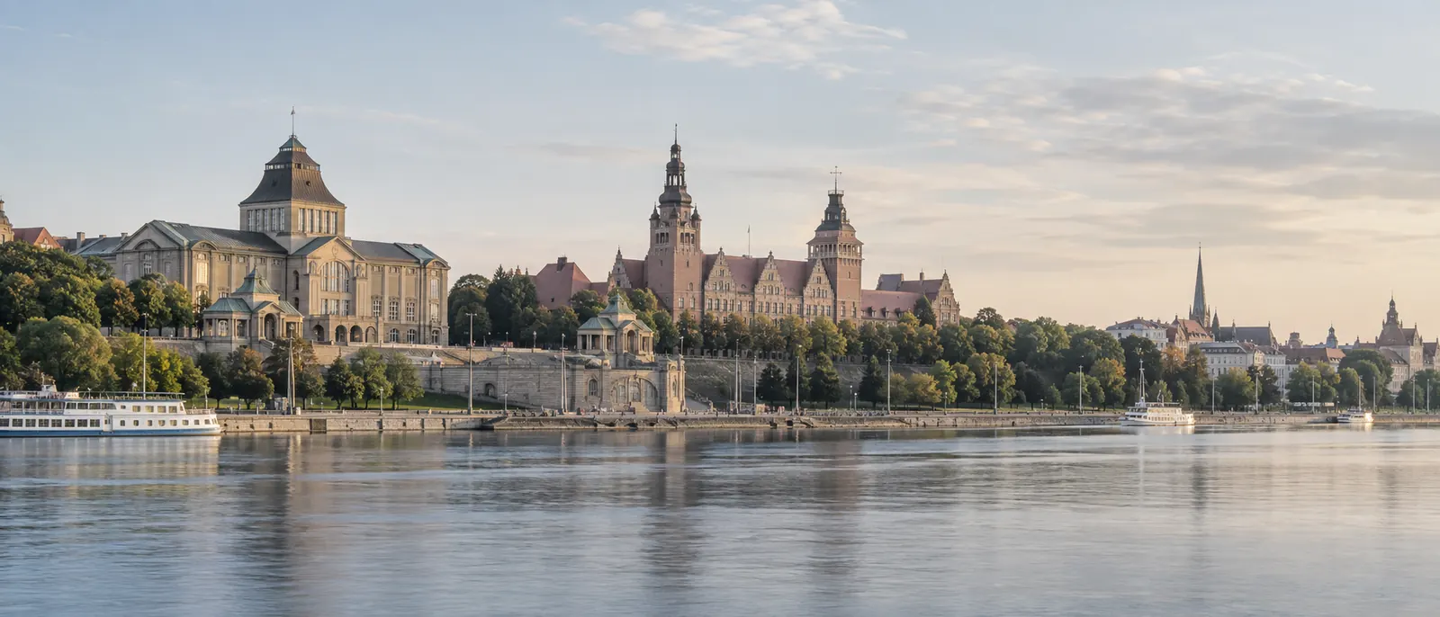 Panorama Szczecina nad Odrą